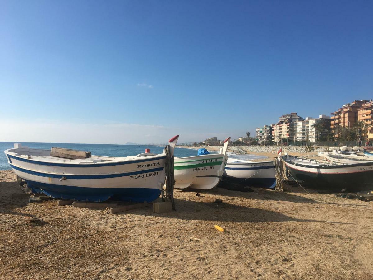 Vilamarlux II Vilassar De Mar Bagian luar foto